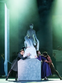 The Winter's Tale, acte I - Photography Johan Persson, courtesy of ROH
