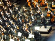 L'orchestre du Brussels Philarmonic sous la direction de Michel Tabachnik.